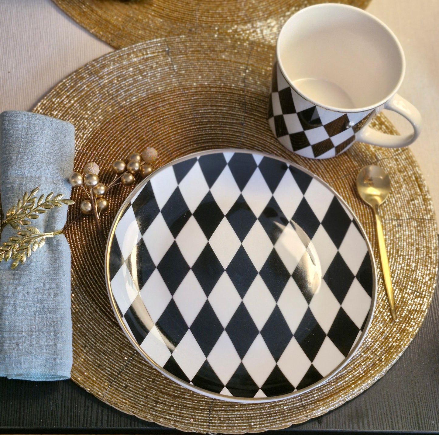 Tea Set Black Diamond