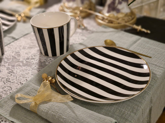 Tea Set Black Stripe